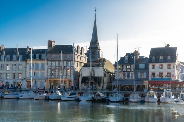 Normandie : des célébrations locales aux initiatives écologiques