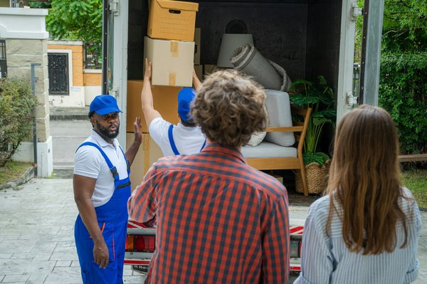 Guide pratique pour un déménagement personnalisé à Lille